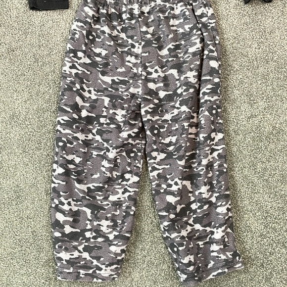 Boys 2/3T 2 Piece BATMAN Pajamas PJ Set - Picture 5 of 6